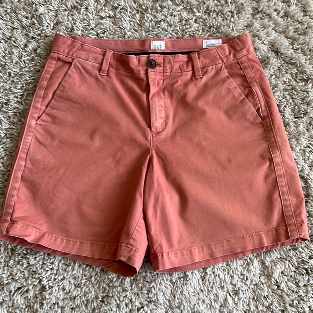 GAP shorts